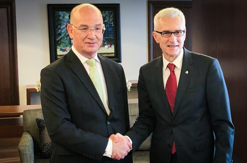INTERPOL Secretary General Jürgen Stock met with African Union Commissioner for Peace and Security Smail Chergui on the sidelines of the Afripol General Assembly in Algeria.